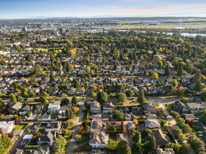 Photo 2 at 7289 Marguerite Street, South Granville, Vancouver West