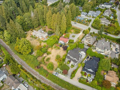 Photo 12 at 2820 Marine Drive, Altamont, West Vancouver