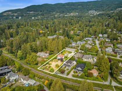 Photo 7 at 2820 Marine Drive, Altamont, West Vancouver