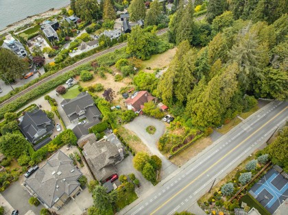 Photo 8 at 2820 Marine Drive, Altamont, West Vancouver