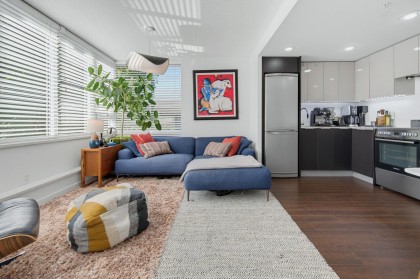 Photo 11 at 211 - 445 W 2nd Avenue, False Creek, Vancouver West