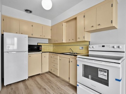 Photo 12 at 105 - 1879 Barclay Street, West End VW, Vancouver West