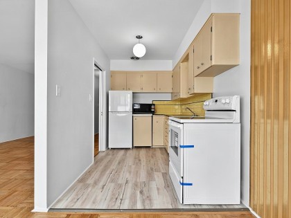 Photo 11 at 105 - 1879 Barclay Street, West End VW, Vancouver West