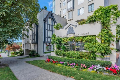 Photo 2 at 209 - 1311 Beach Avenue, West End VW, Vancouver West