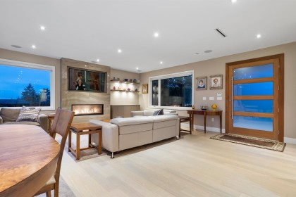 Photo 12 at 990 Jefferson Avenue, Sentinel Hill, West Vancouver