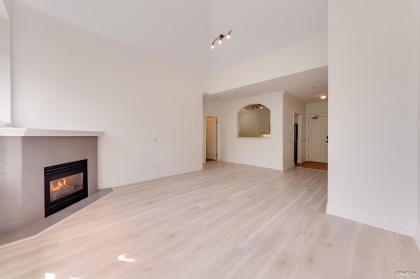 Photo 4 at 405 - 3625 Windcrest Drive, Roche Point, North Vancouver