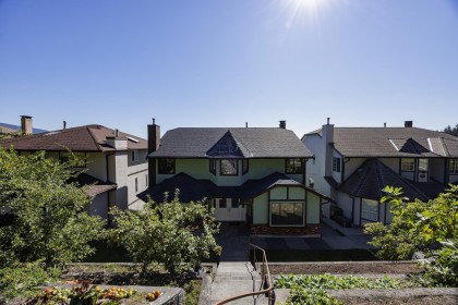 Photo 1 at 557 Tempe Crescent, Upper Lonsdale, North Vancouver