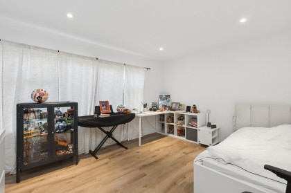 Photo 27 at 915 Wentworth Avenue, Forest Hills NV, North Vancouver