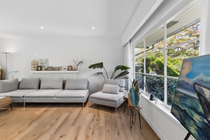 Photo 6 at 915 Wentworth Avenue, Forest Hills NV, North Vancouver