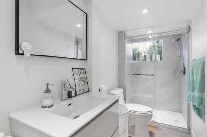 Photo 26 at 915 Wentworth Avenue, Forest Hills NV, North Vancouver