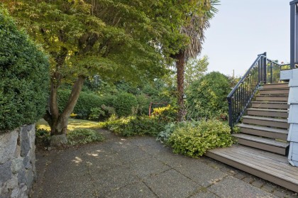 Photo 34 at 915 Wentworth Avenue, Forest Hills NV, North Vancouver