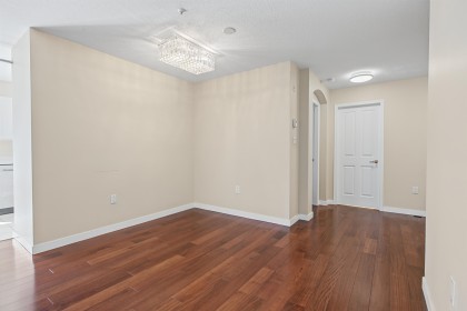 Photo 32 at 214 - 2105 W 42nd Avenue, Kerrisdale, Vancouver West