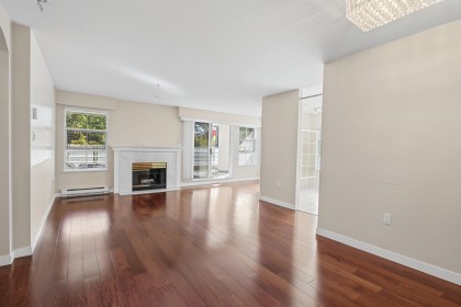 Photo 18 at 214 - 2105 W 42nd Avenue, Kerrisdale, Vancouver West