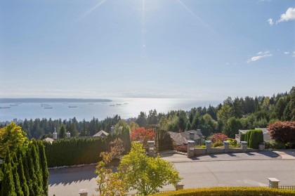 Photo 32 at 1471 Bramwell Road, Chartwell, West Vancouver