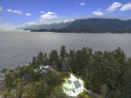 Photo 1 at 28 Passage Island, Passage Island, West Vancouver