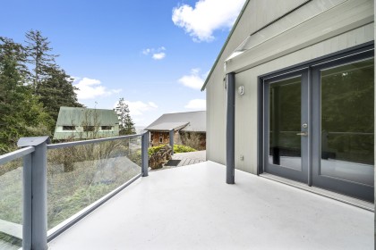 Photo 4 at 28 Passage Island, Passage Island, West Vancouver