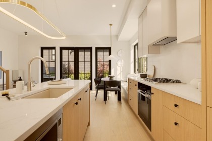 Photo 8 at 2 - 3185 Vine Street, Kitsilano, Vancouver West