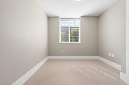Photo 9 at 7523 Yukon Street, Marpole, Vancouver West