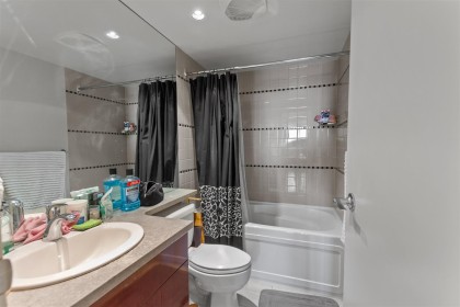 Photo 19 at 2306 - 1033 Marinaside Crescent, Yaletown, Vancouver West