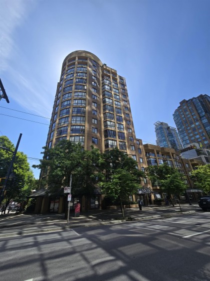 Photo 1 at 903 - 488 Helmcken Street, Yaletown, Vancouver West