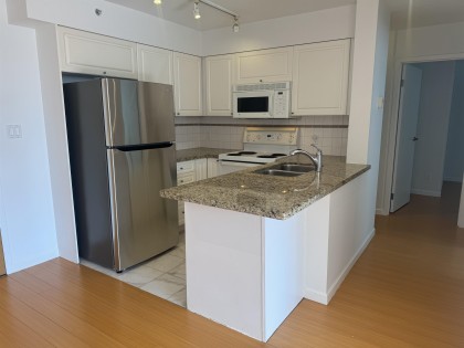 Photo 19 at 903 - 488 Helmcken Street, Yaletown, Vancouver West