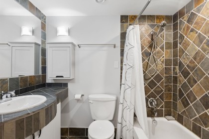 Photo 10 at 206 - 2120 W 2nd Avenue, Kitsilano, Vancouver West