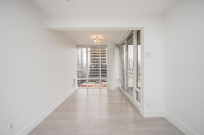 Photo 15 at 2001 - 930 Cambie Street, Yaletown, Vancouver West