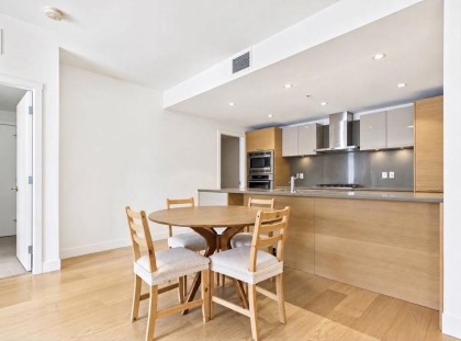 Photo 5 at 311 - 1561 W 57th Avenue, South Granville, Vancouver West
