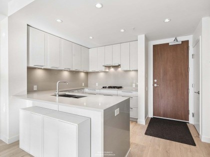 Photo 7 at 306 - 6677 Cambie Street, South Cambie, Vancouver West