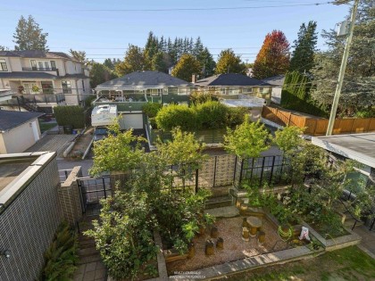 Photo 33 at 306 - 6677 Cambie Street, South Cambie, Vancouver West