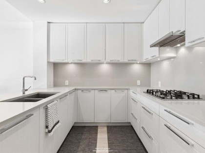 Photo 4 at 306 - 6677 Cambie Street, South Cambie, Vancouver West