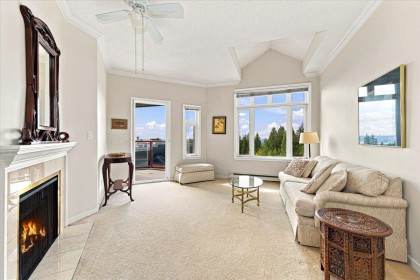 Photo 2 at 403 - 121 W 29th Street, Upper Lonsdale, North Vancouver