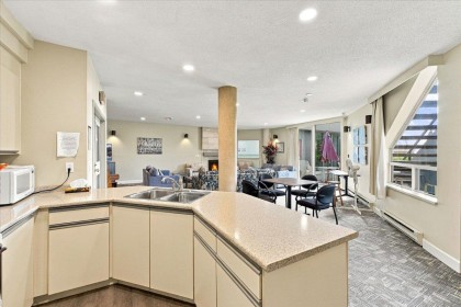 Photo 26 at 403 - 121 W 29th Street, Upper Lonsdale, North Vancouver