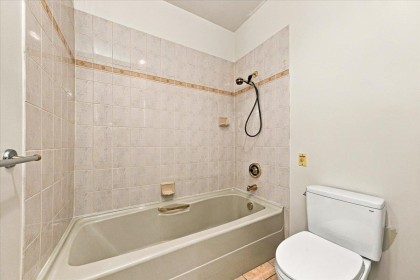 Photo 20 at 403 - 121 W 29th Street, Upper Lonsdale, North Vancouver