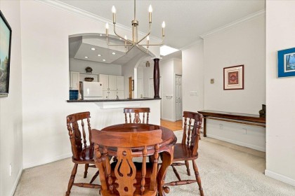 Photo 4 at 403 - 121 W 29th Street, Upper Lonsdale, North Vancouver