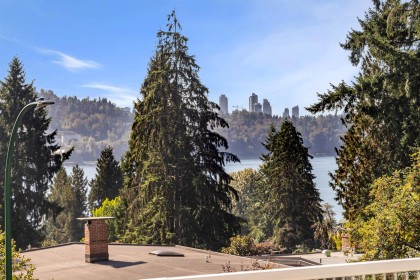 Photo 13 at 667 Plymouth Drive, Windsor Park NV, North Vancouver