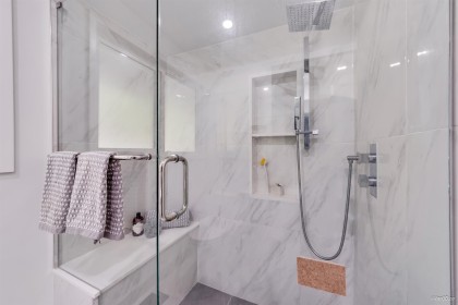 Photo 3 at 667 Plymouth Drive, Windsor Park NV, North Vancouver