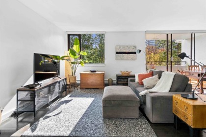 Photo 5 at 605 - 1725 Pendrell Street, West End VW, Vancouver West