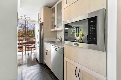 Photo 15 at 605 - 1725 Pendrell Street, West End VW, Vancouver West