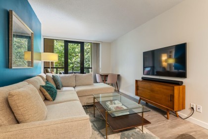 Photo 3 at 306 - 977 Mainland Street, Yaletown, Vancouver West