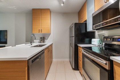 Photo 9 at 306 - 977 Mainland Street, Yaletown, Vancouver West