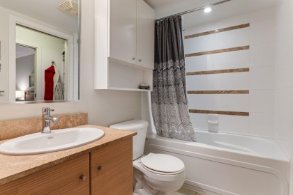 Photo 15 at 306 - 977 Mainland Street, Yaletown, Vancouver West