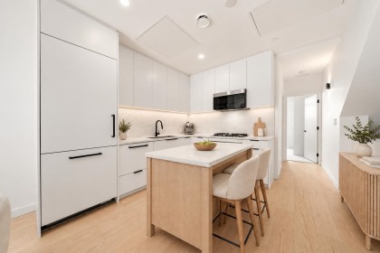 Photo 2 at 127 - 650 E 2nd Street, Lower Lonsdale, North Vancouver