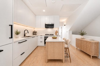 Photo 3 at 127 - 650 E 2nd Street, Lower Lonsdale, North Vancouver