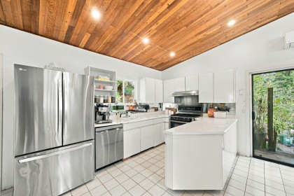 Photo 10 at 2787 Panorama Drive, Deep Cove, North Vancouver