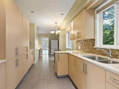 Photo 10 at 1650 Allison Road, University VW, Vancouver West