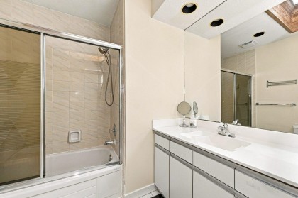 Photo 30 at 1039 W 29th Avenue, Shaughnessy, Vancouver West