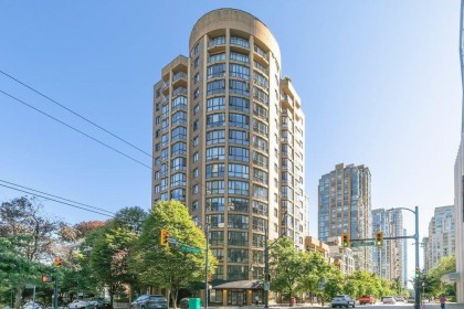 Photo 18 at 408 - 488 Helmcken Street, Yaletown, Vancouver West