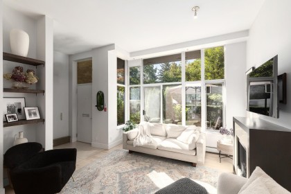 Photo 5 at 14 - 166 W 13th Street, Central Lonsdale, North Vancouver