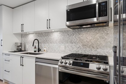 Photo 6 at 142 - 545 E 2nd Street, Lower Lonsdale, North Vancouver
